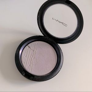 MAC cosmetics Extra Dimension Skin Finish - Soft Frost